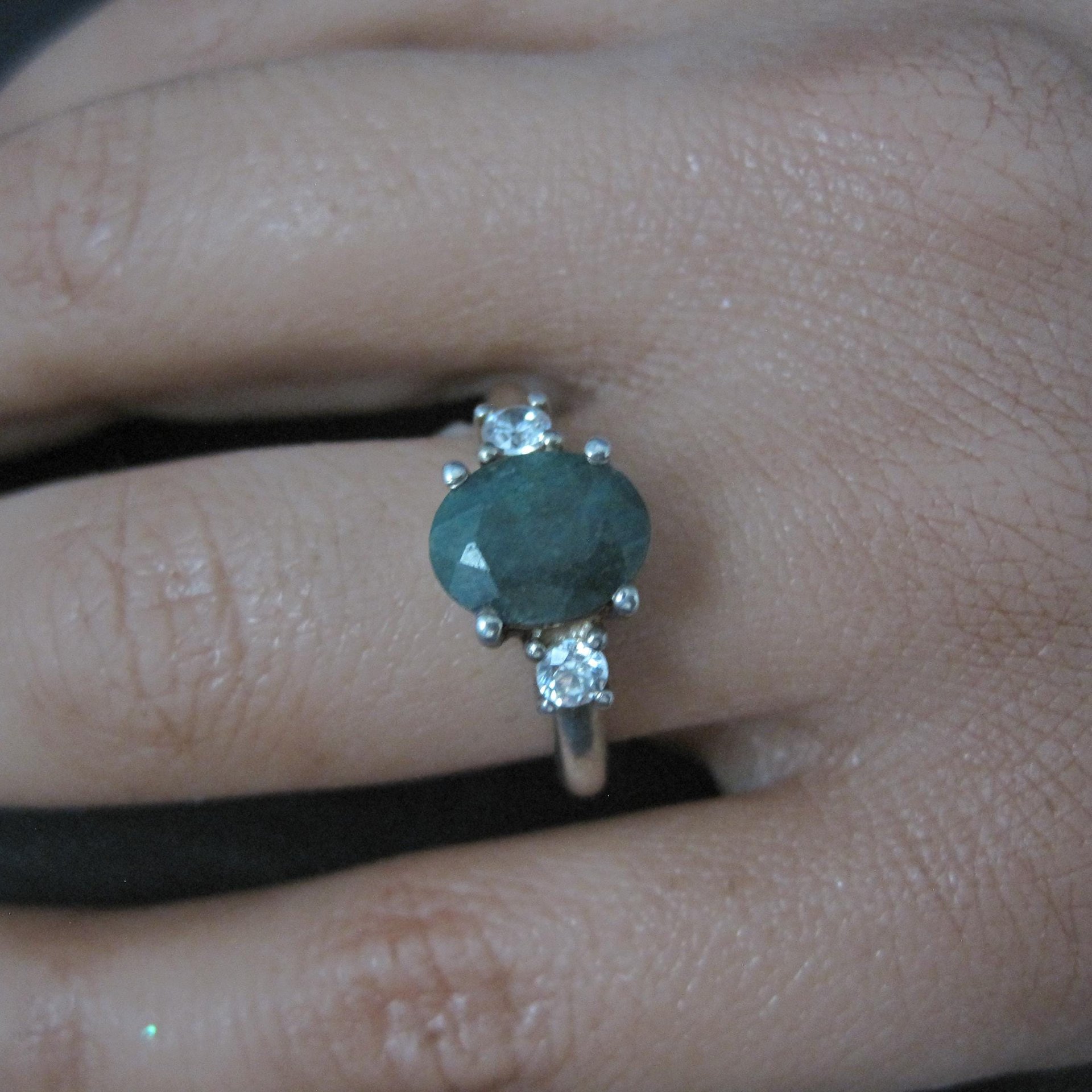 Sterling Silver Emerald and Goshenite Ring Size 6
