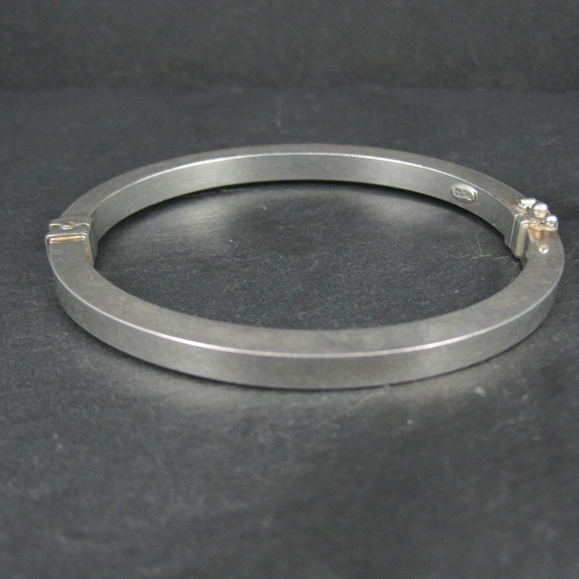 Vintage Italian Sterling Bangle Bracelet 6.75 Inches