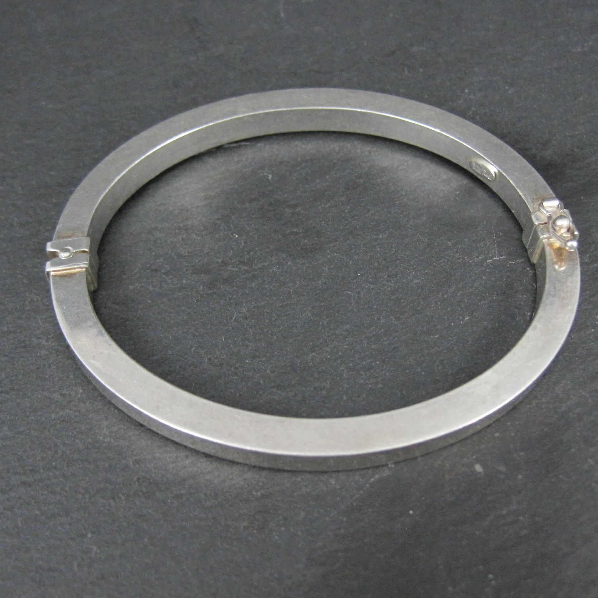 Vintage Italian Sterling Bangle Bracelet 6.75 Inches
