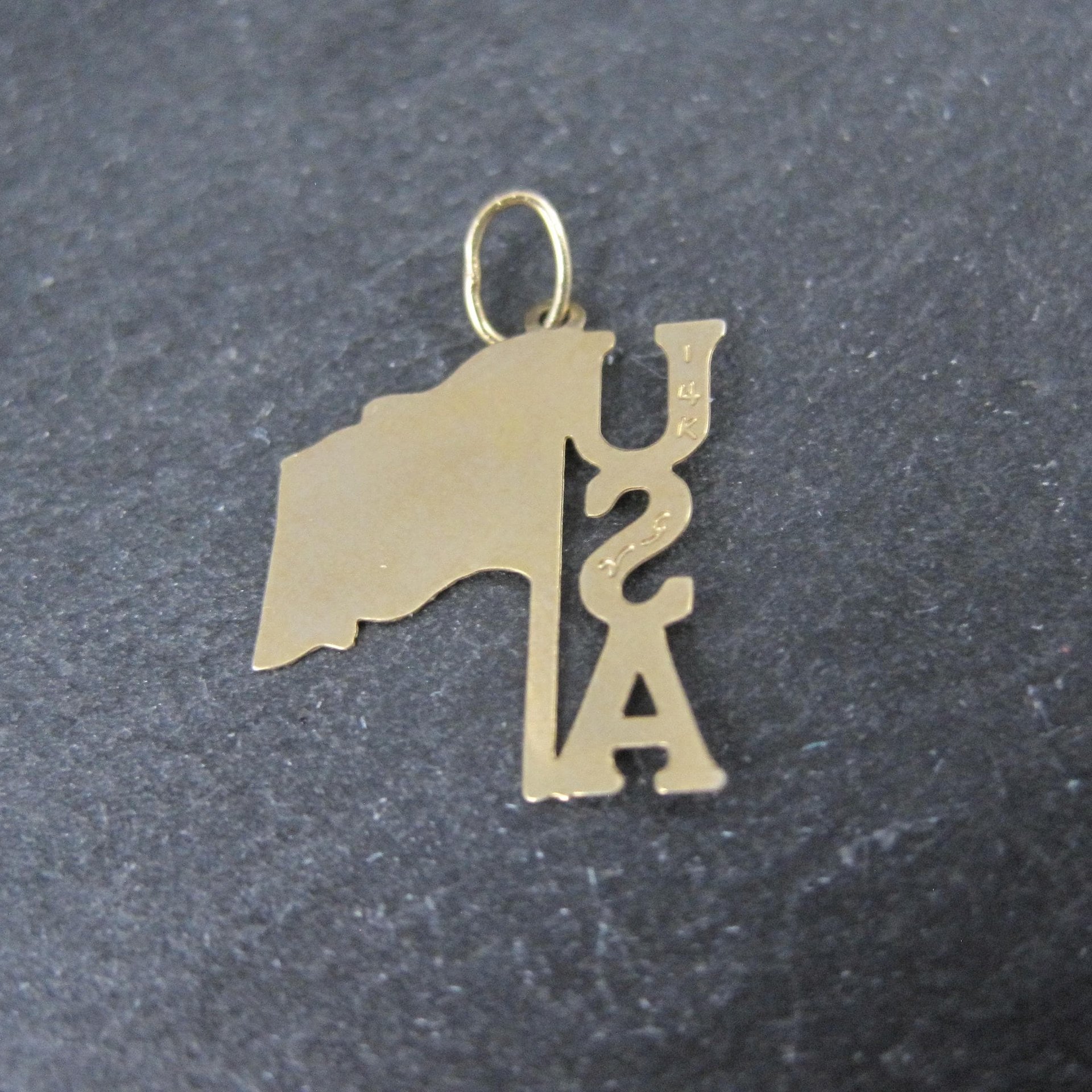 Dainty 14K USA Flag Pendant Charm Vintage Estate