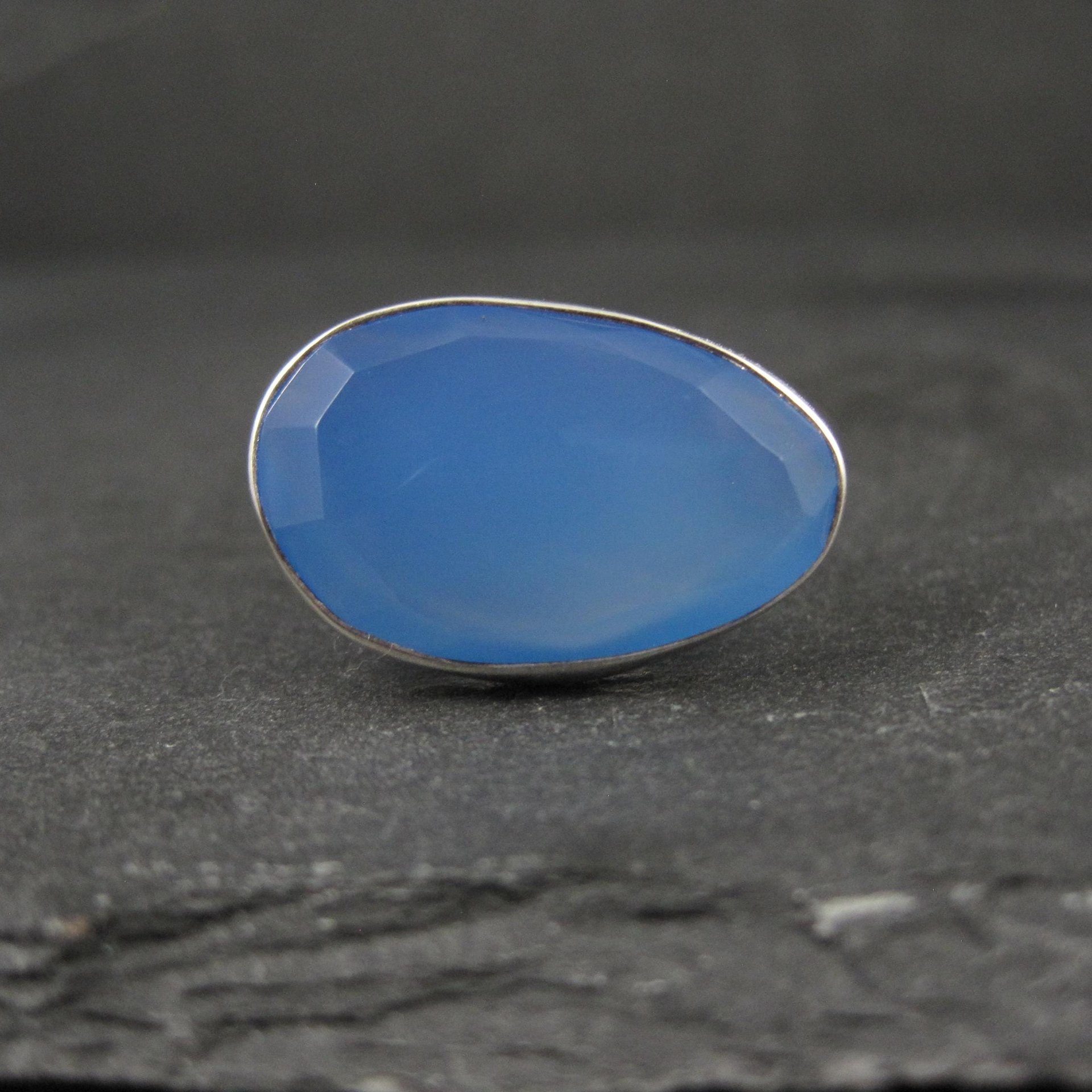 Sterling Silver Blue Chalcedony Ring Size 6