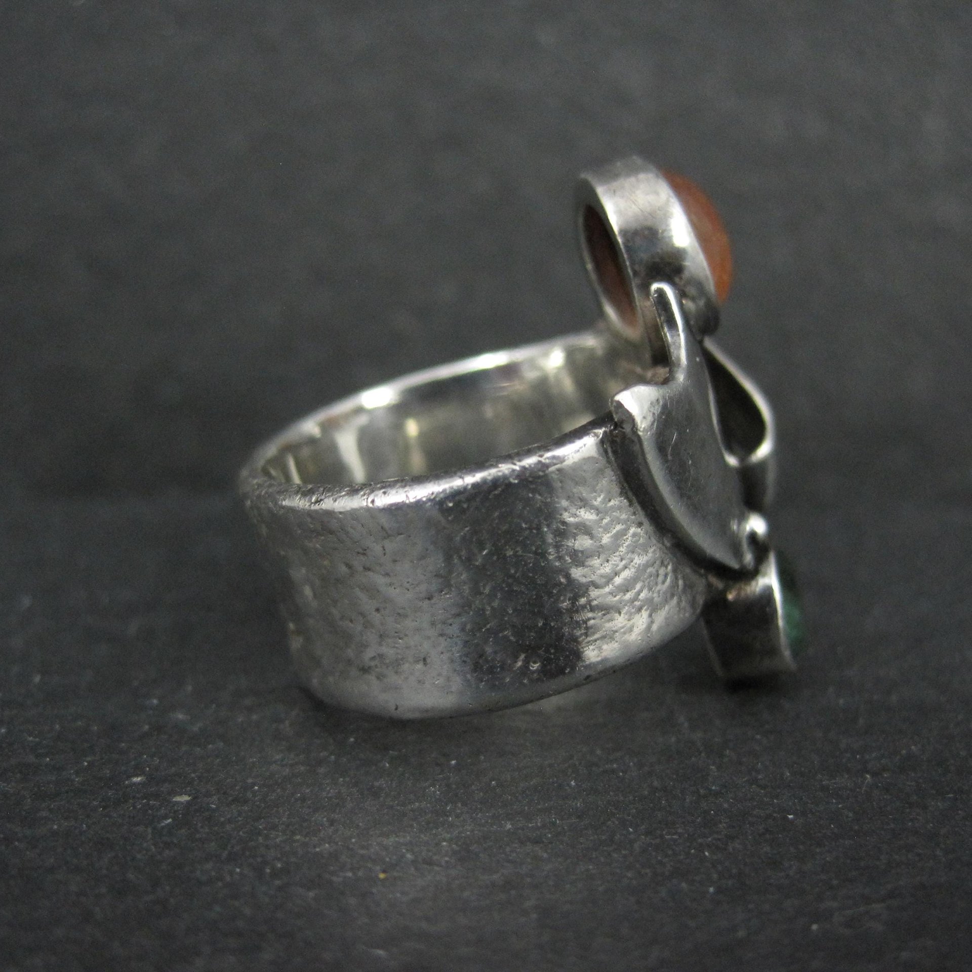 Vintage Sterling Silver Sunstone Emerald Ring Size 6 One of a Kind