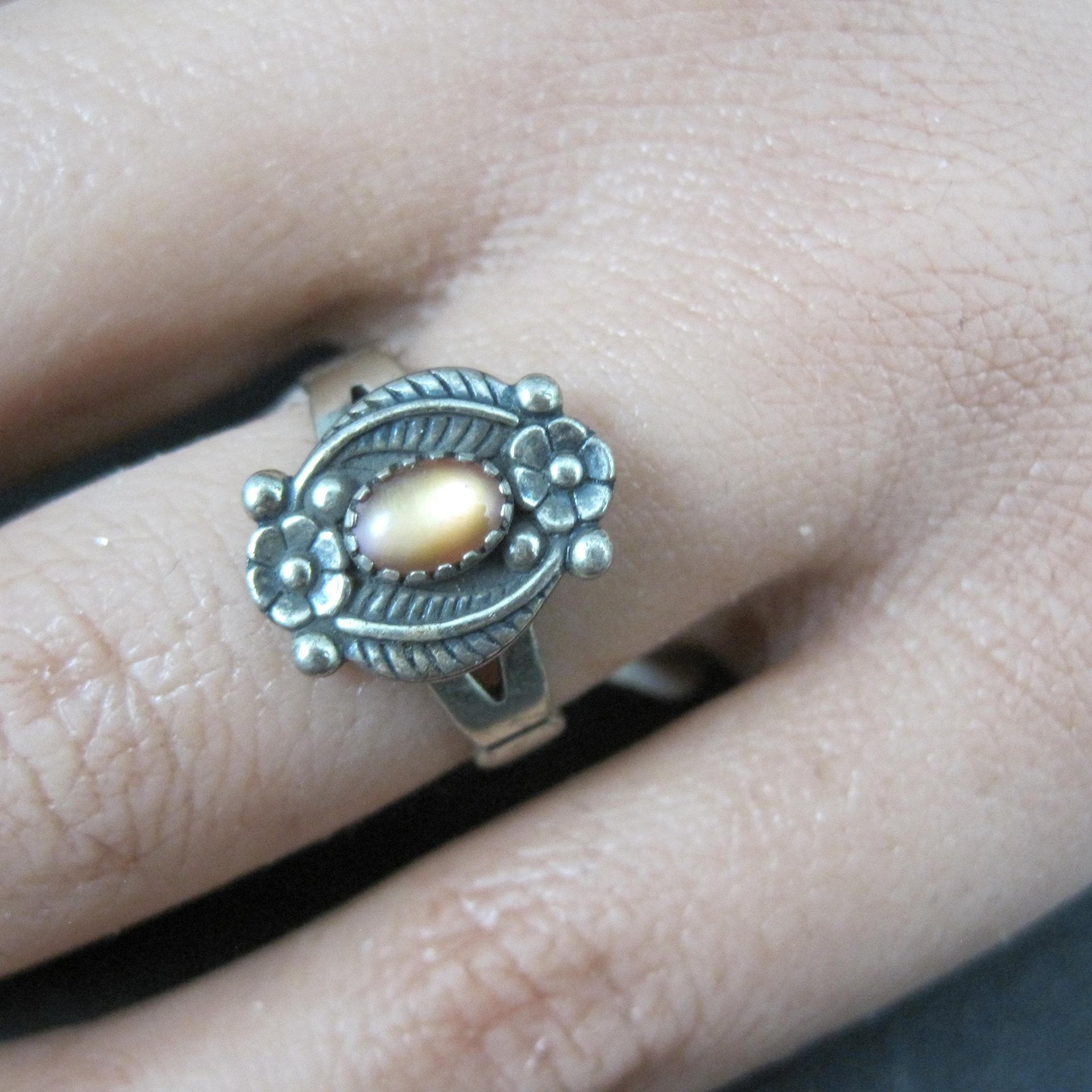 Southwestern Sterling Orange Moon Glow Ring Size 5.5 New Old Stock