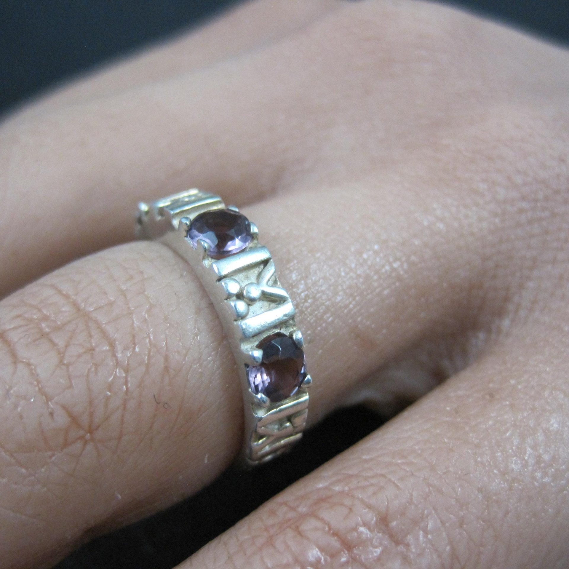 Sterling Silver Amethyst Band Ring Size 4.5