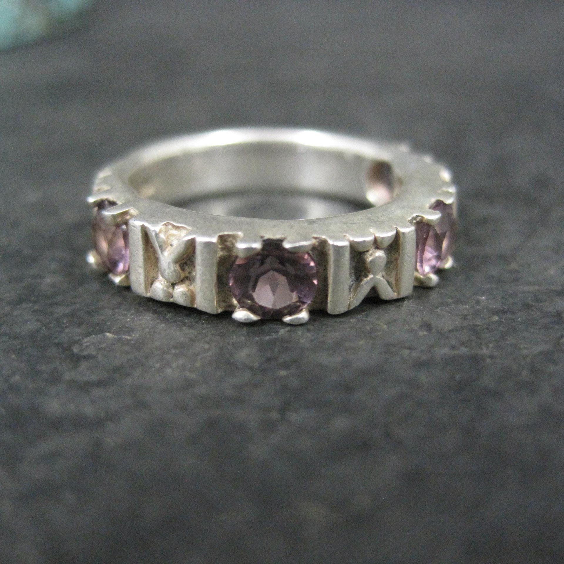 Sterling Silver Amethyst Band Ring Size 4.5