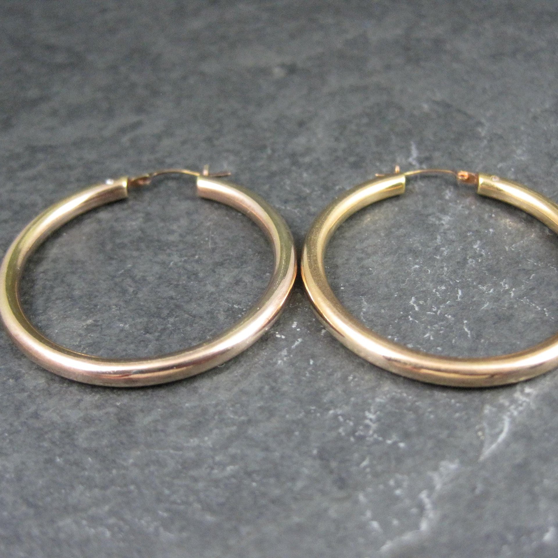 Estate 14K Gold Latchback Hoop Earrings