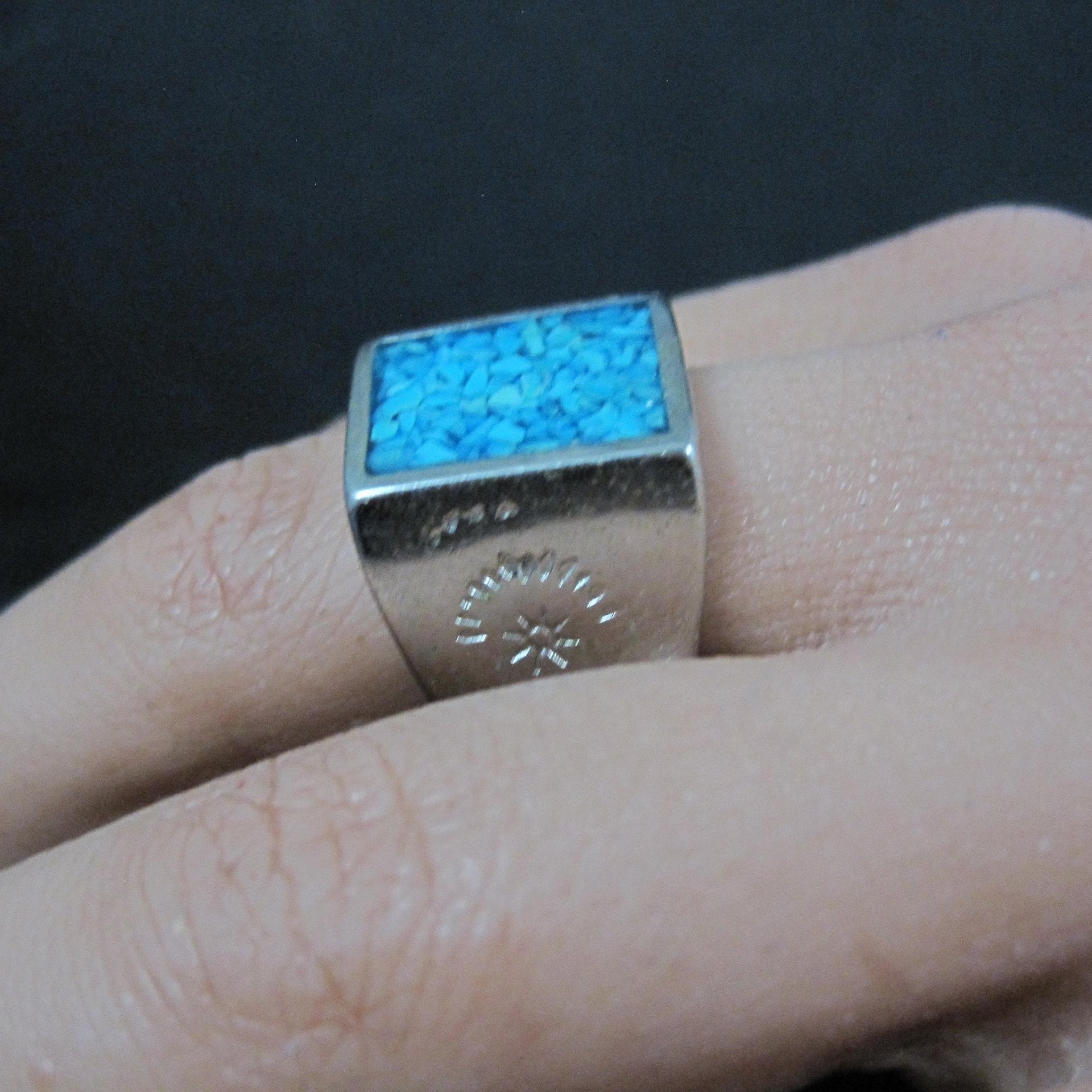 Southwestern Vintage Crushed Turquoise Inlay Ring Size 10