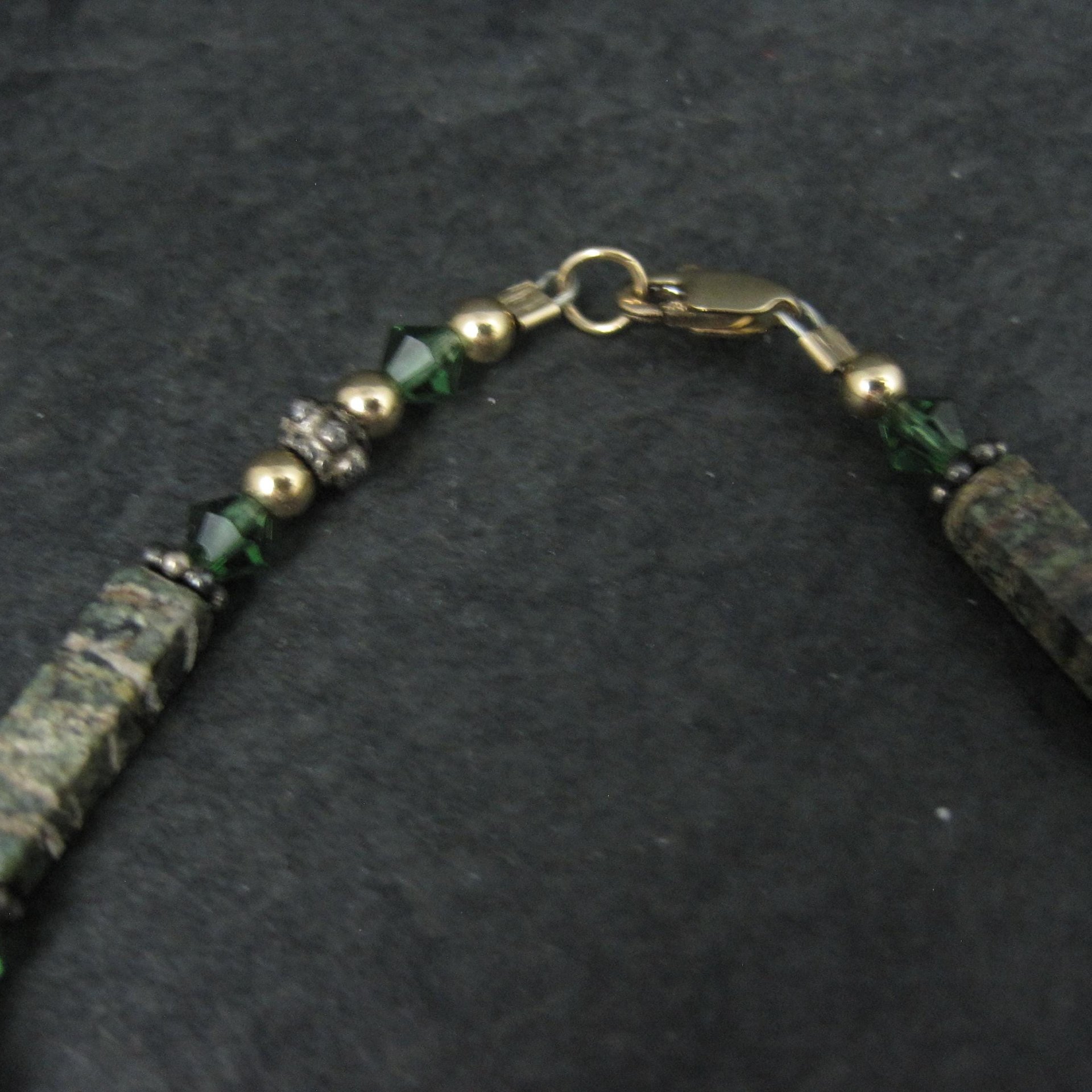 14K Green Jasper Crystal Bracelet 7 Inches