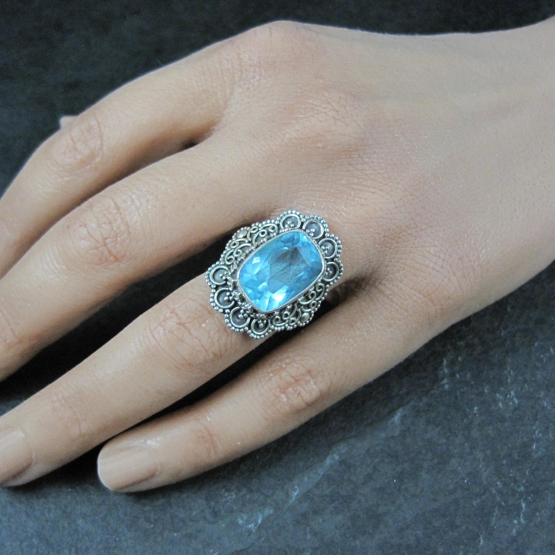 Vintage Balinese Sterling Topaz Blue Glass Ring Size 8
