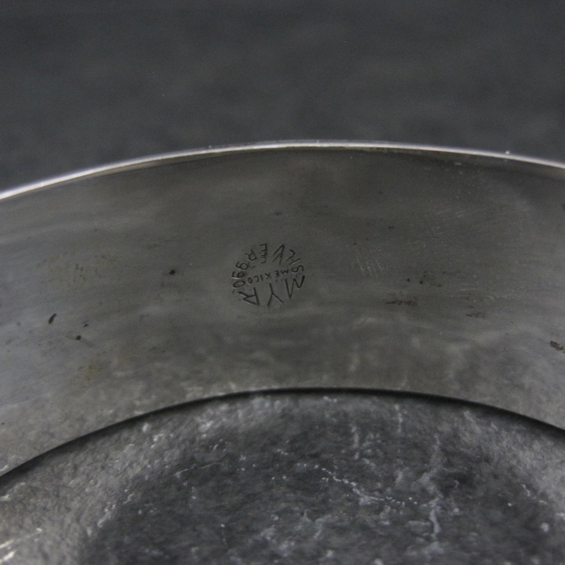 Vintage 1" Sterling Silver Bangle Bracelet 7 Inches Mexican Silver