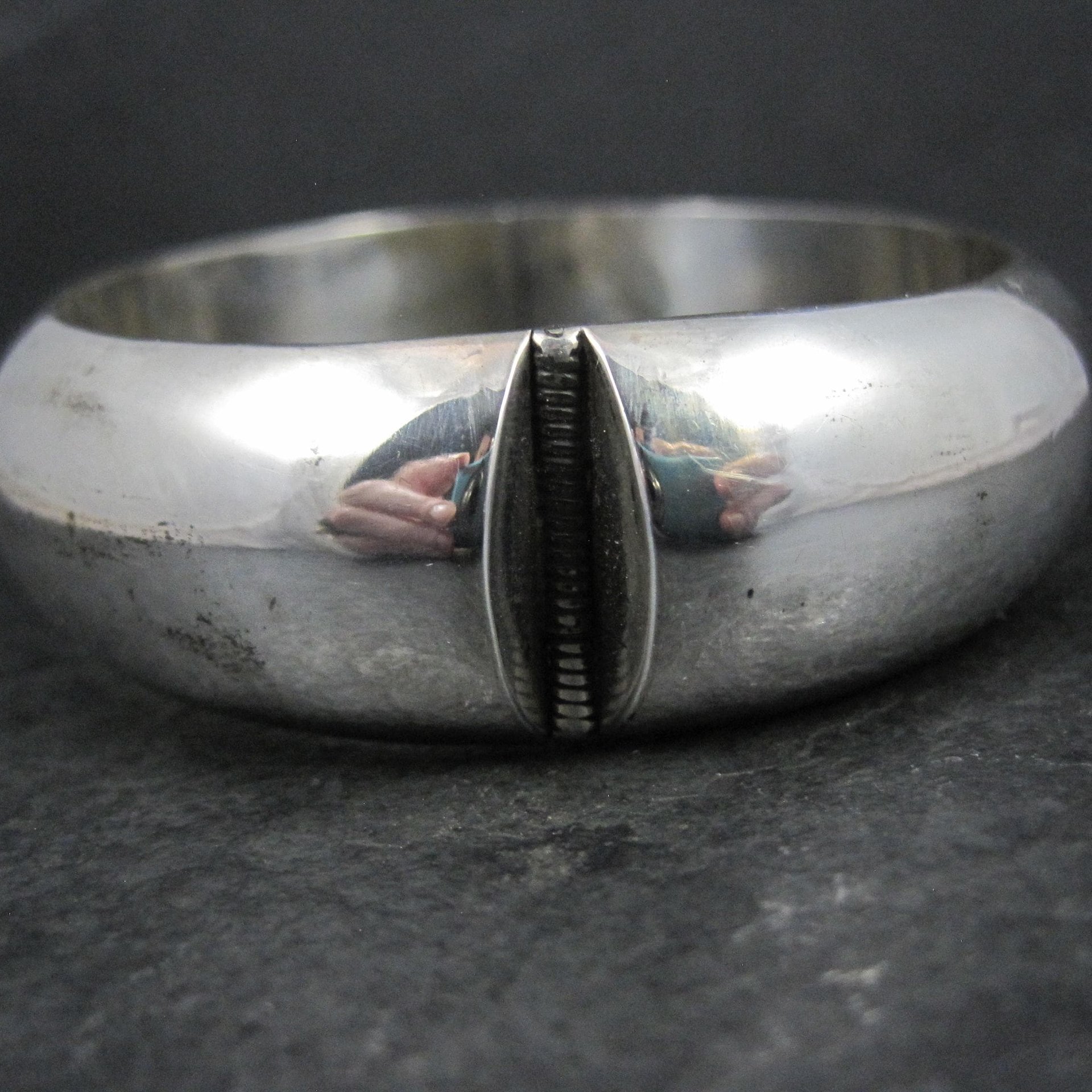 Vintage 1" Sterling Silver Bangle Bracelet 7 Inches Mexican Silver
