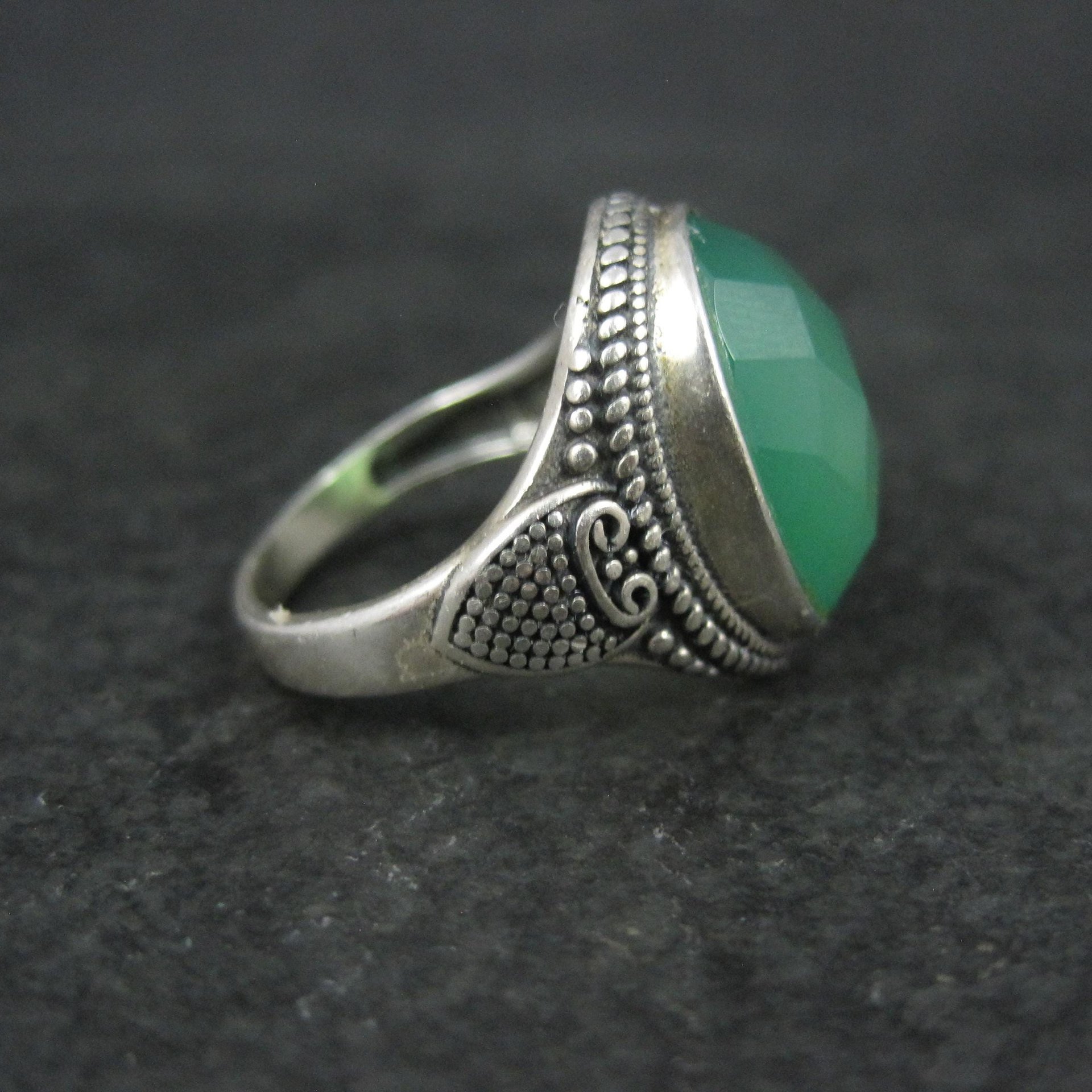 Vintage Sterling Silver Green Chalcedony Ring Size 7