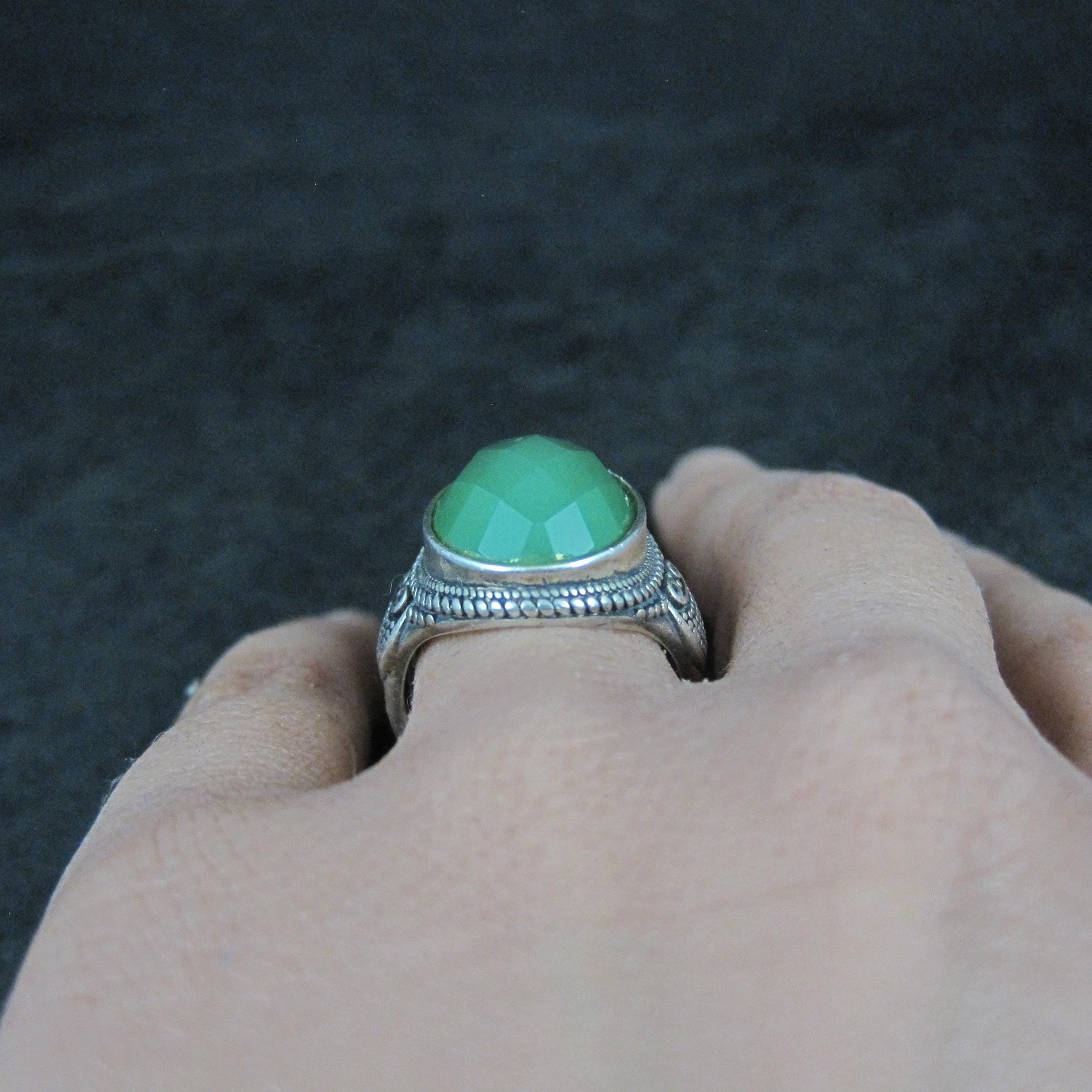 Vintage Sterling Silver Green Chalcedony Ring Size 7