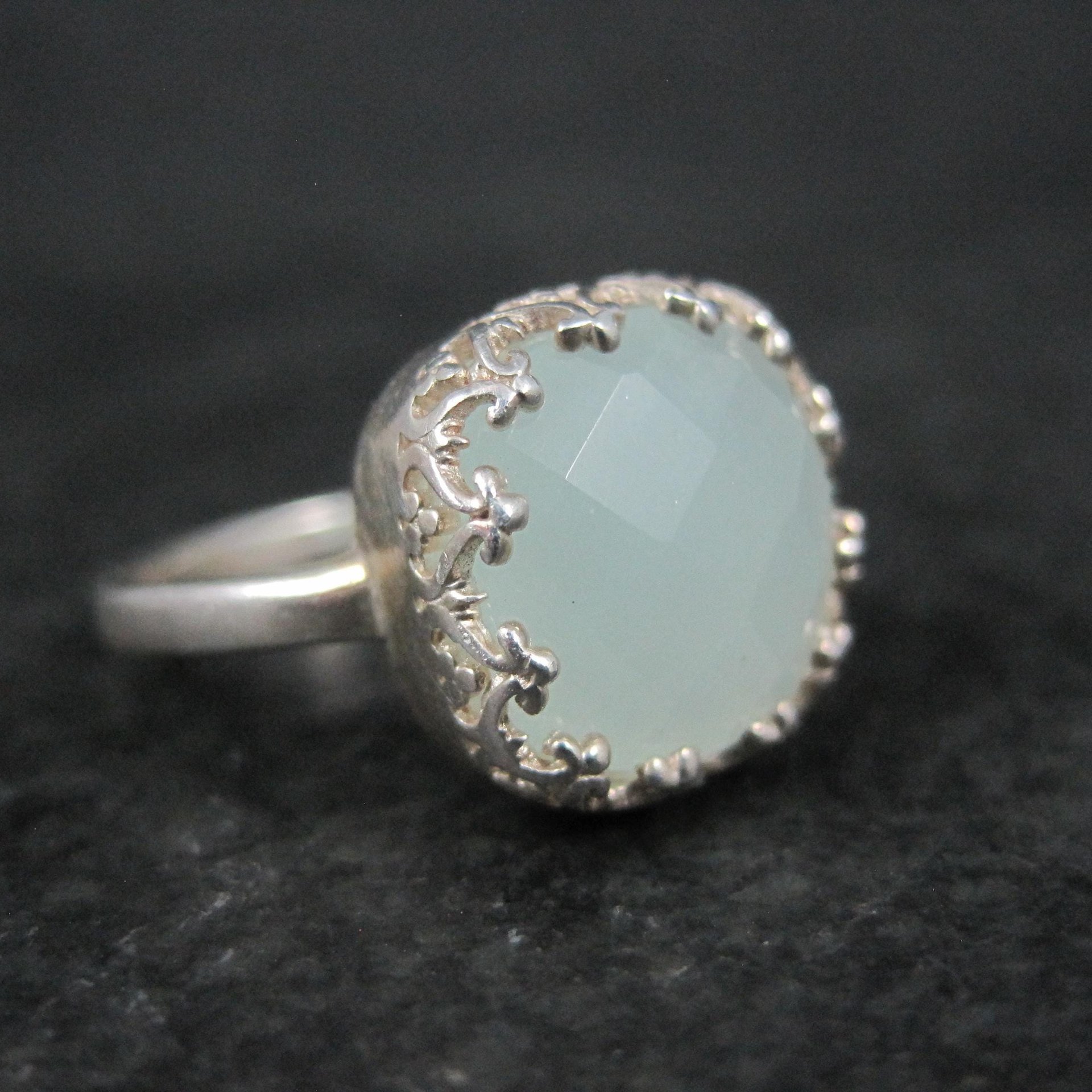 Sterling Silver Pale Chrysoprase Ring Size 8