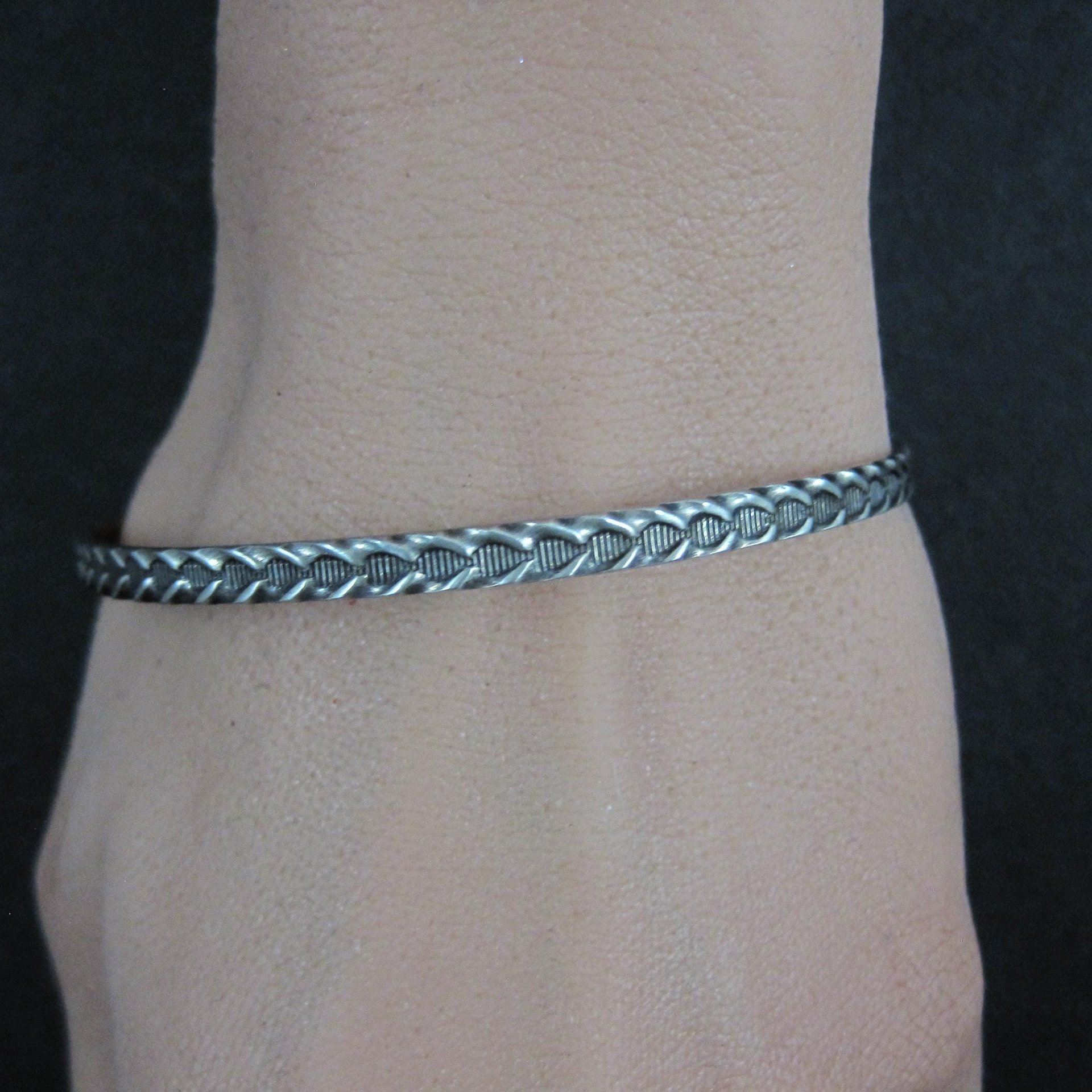 Vintage Sterling Silver Bangle Bracelet by Danecraft 7.5"