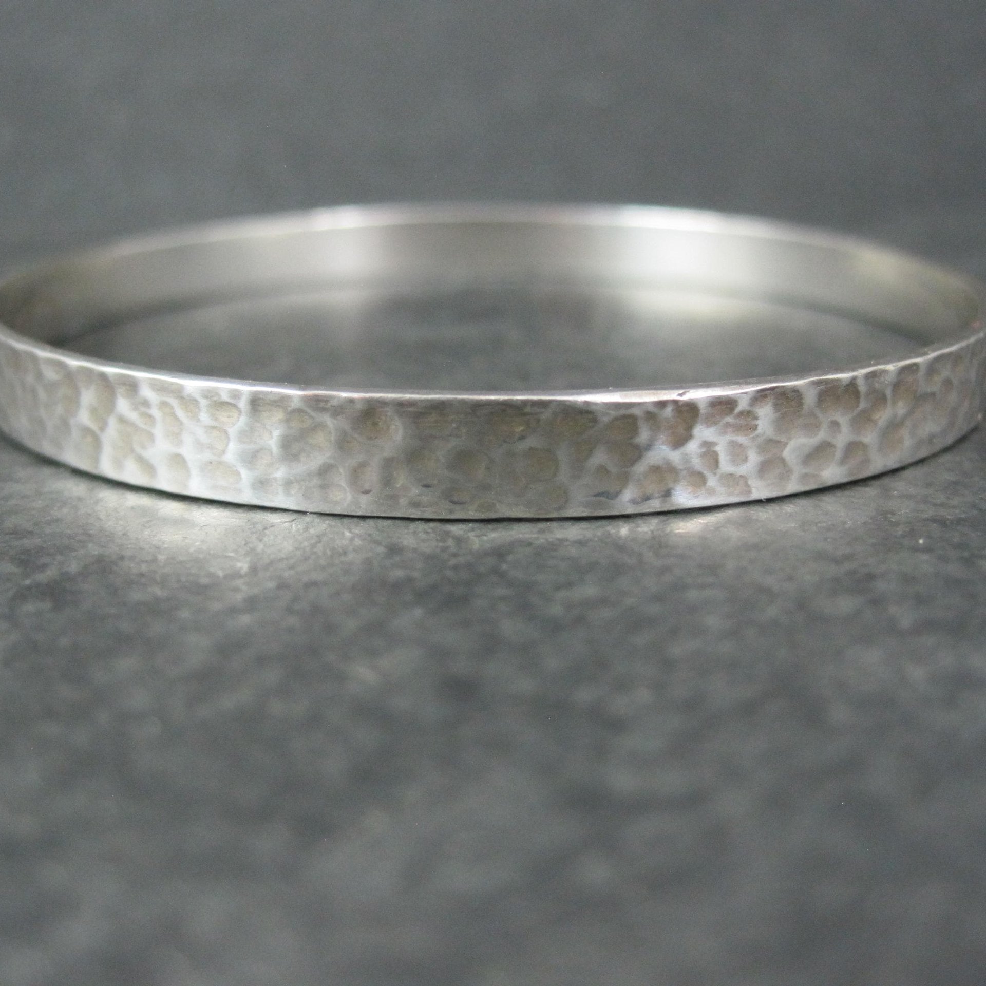 Mexican Sterling Hammered Bangle Bracelet 8" Vintage Silver