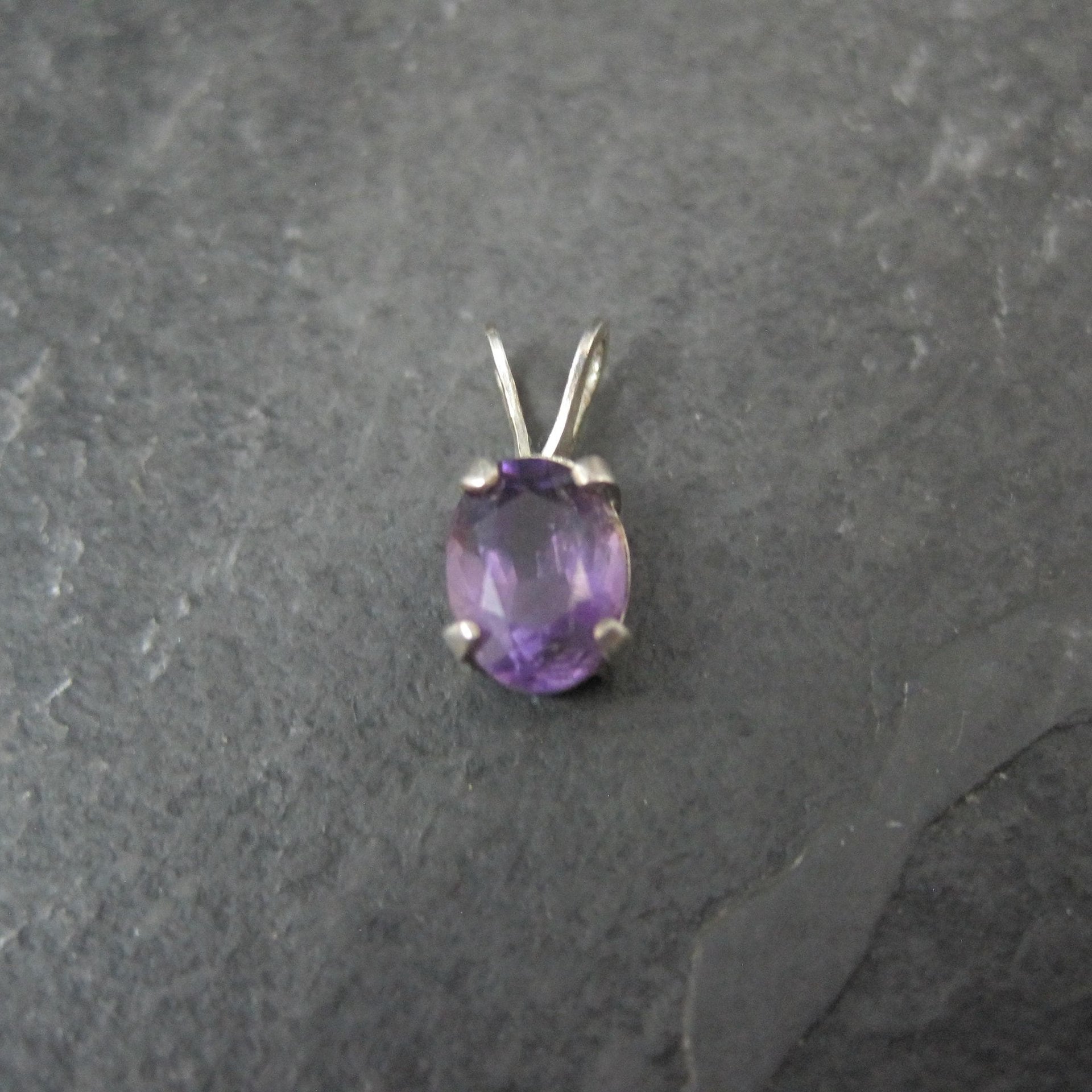 Tiny Oval Amethyst Pendant