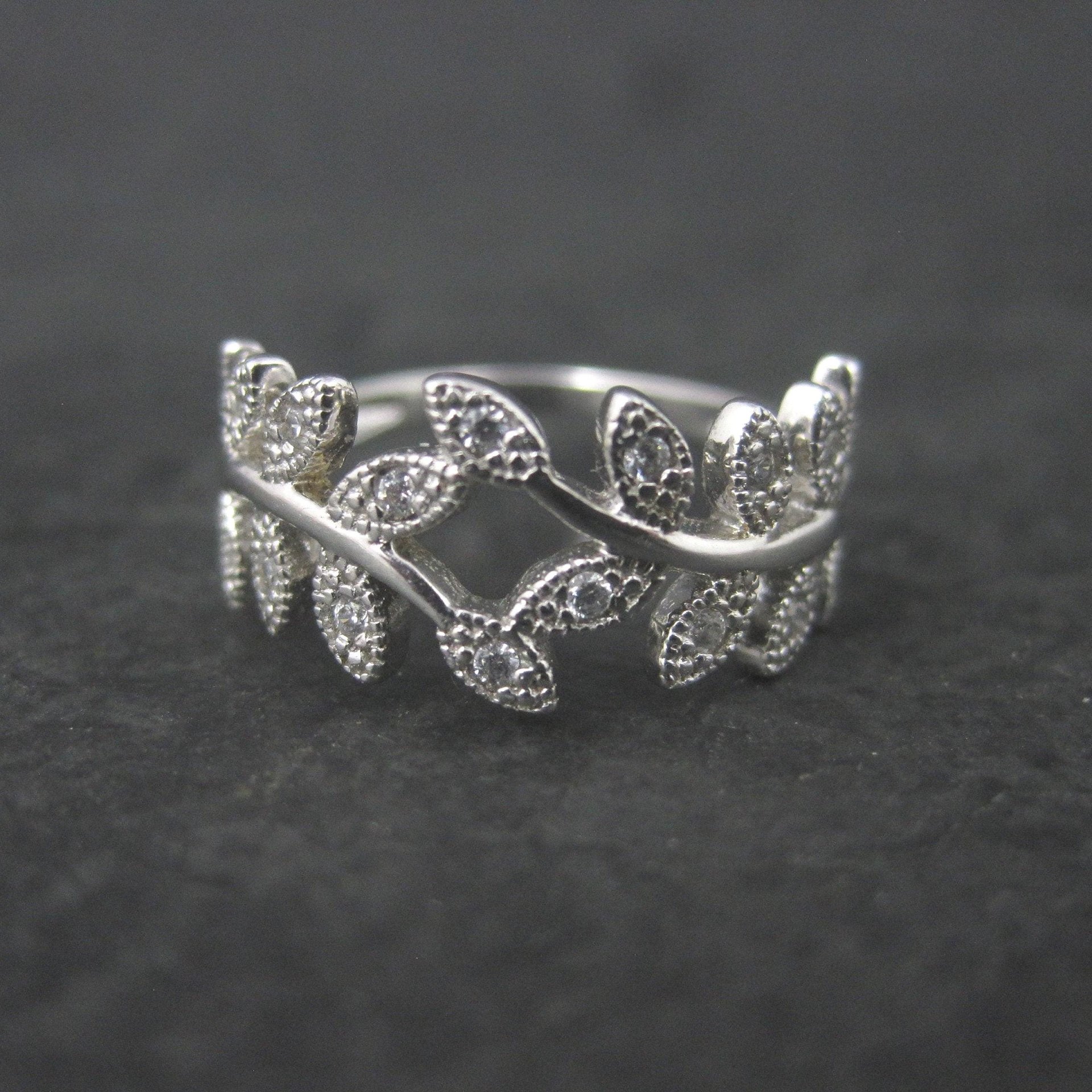 Estate Sterling Leaf Vine Ring Size 7