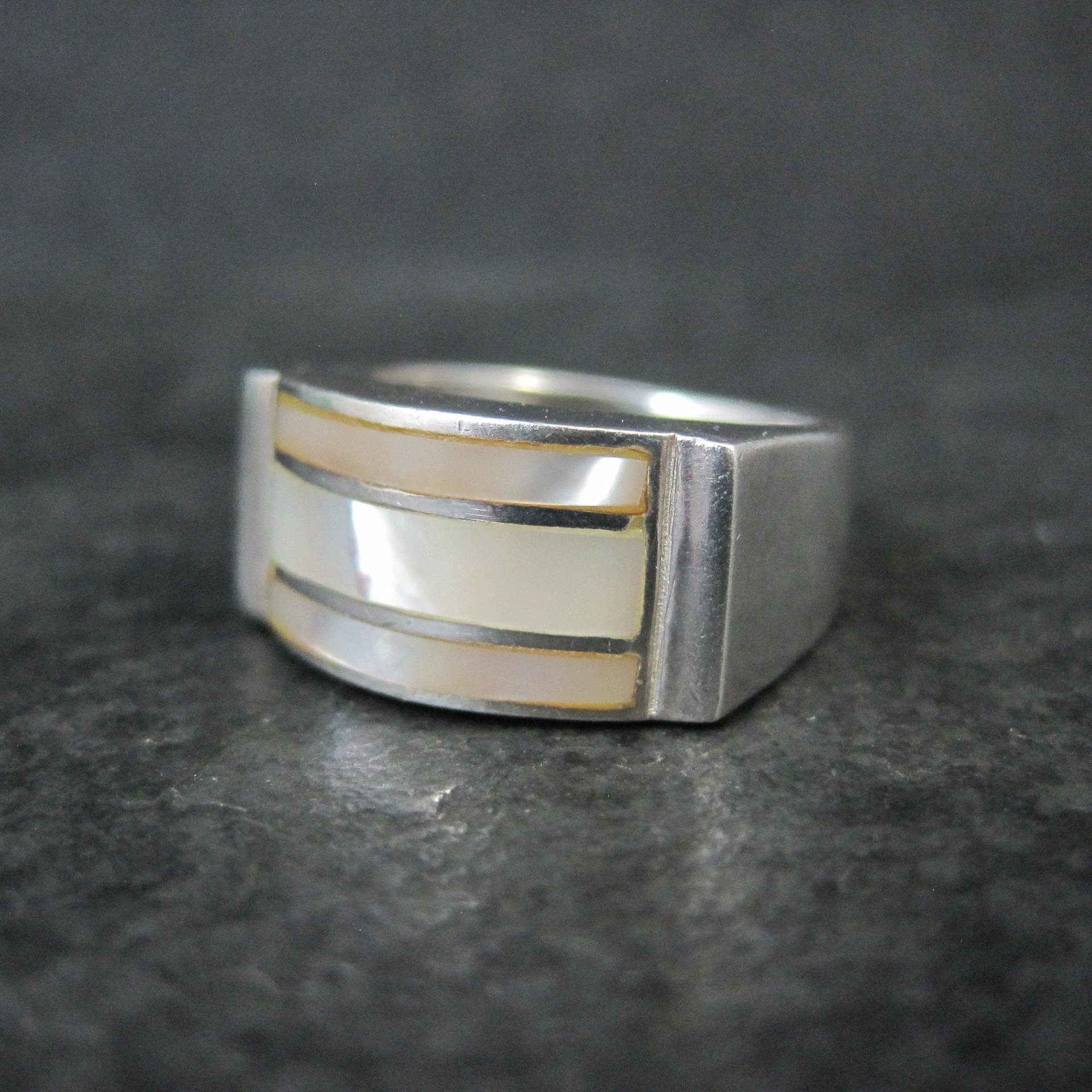 Vintage Sterling Mother of Pearl Inlay Ring Size 7