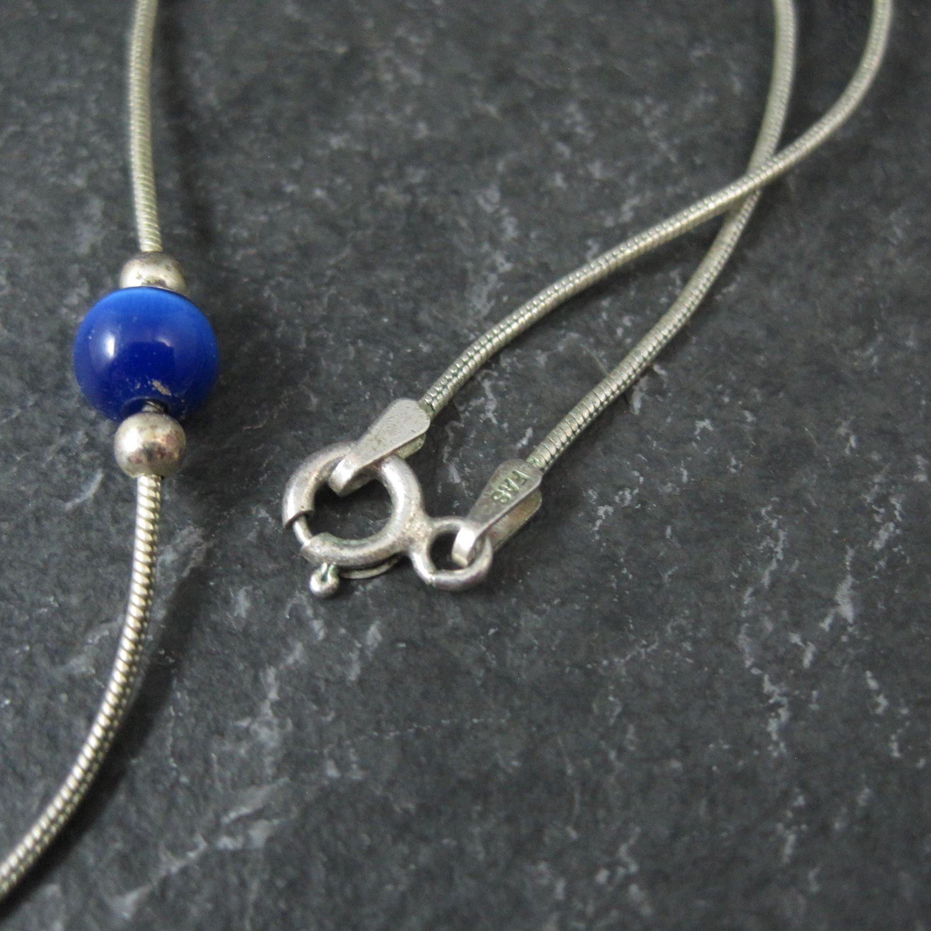 1990s Sterling Silver Blue Cats Eye Bead Necklace 16"