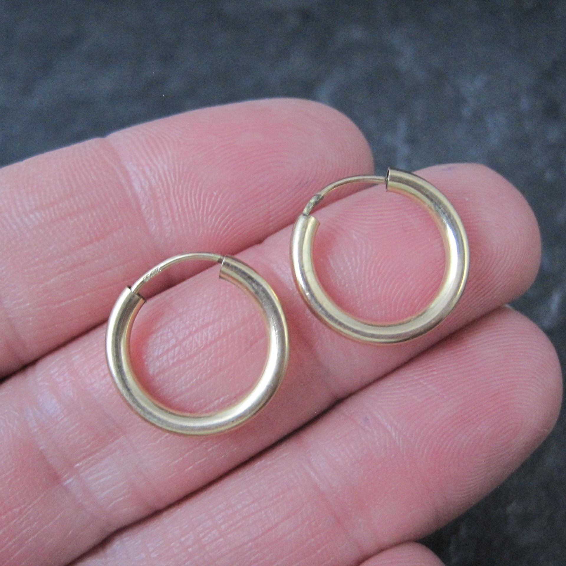 5/8" Gold Hoop Earrings 14K Gold Filled New Old Stock