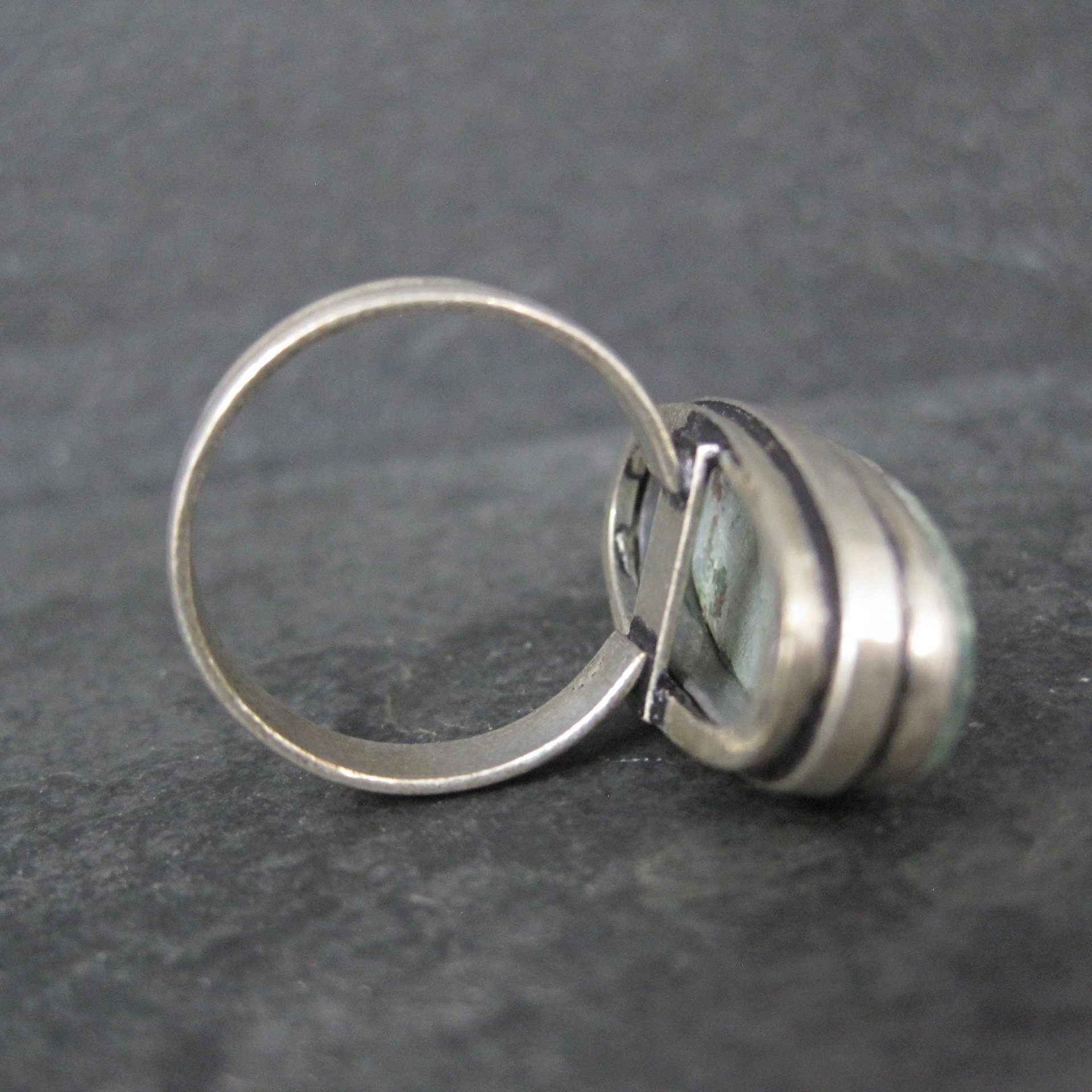 Vintage Sterling Silver Green Stone Ring Size 8