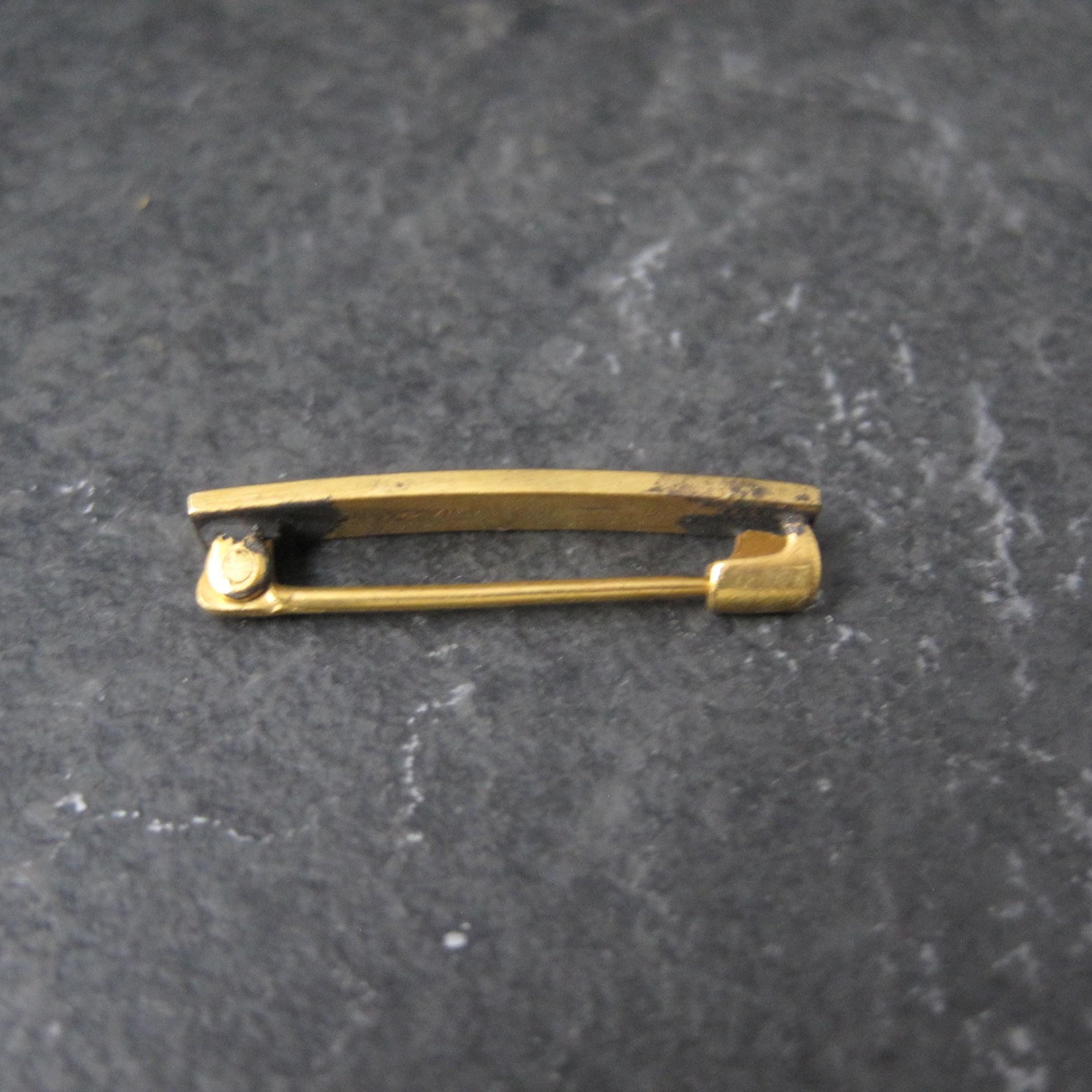 Tiny 1940s 10K Bar Pin Hayward NOS