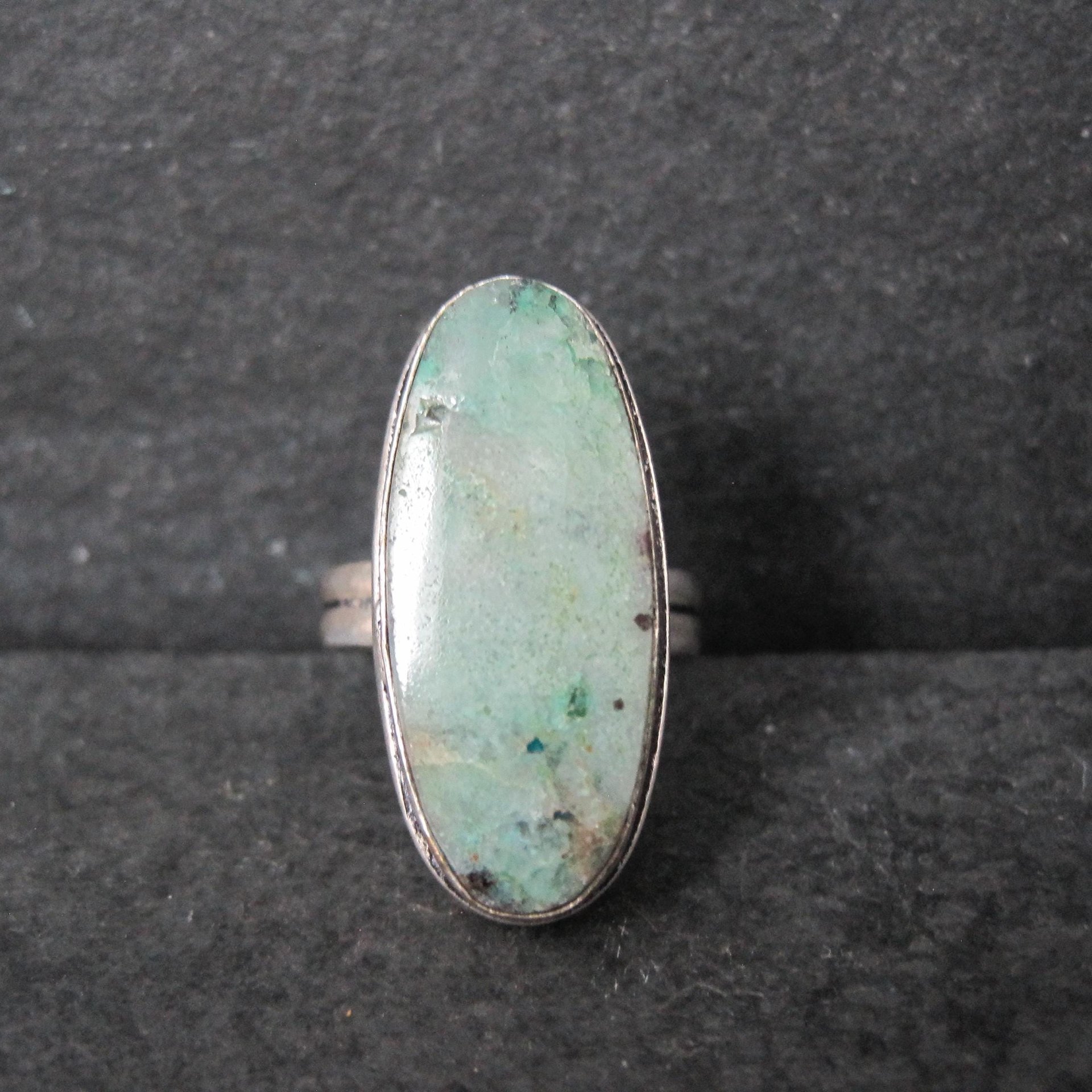 Vintage Sterling Silver Green Stone Ring Size 8