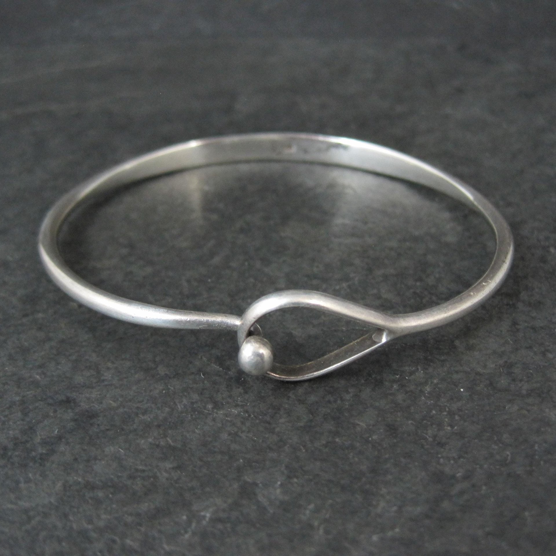 Vintage Sterling Silver Bangle Bracelet Eye & Hook Clasp 7.25"