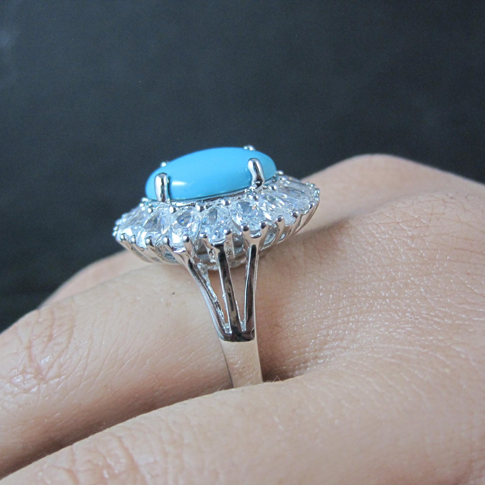 Uncas Sterling Silver Turquoise Cocktail Ring Size 10