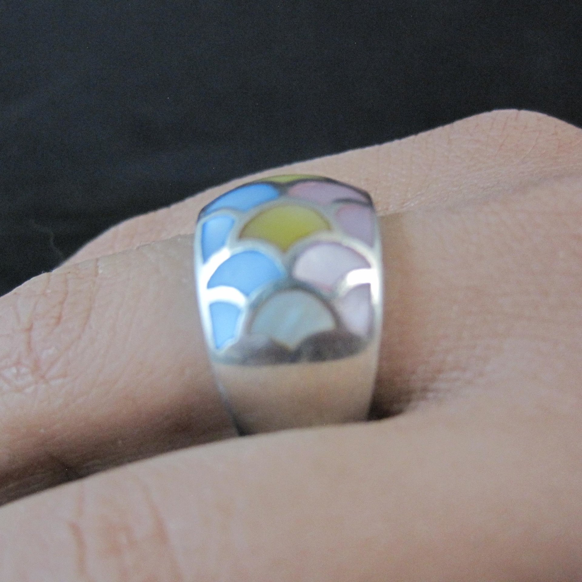 Wide Mother of Pearl Sterling Silver Band Ring Size 8 Vintage