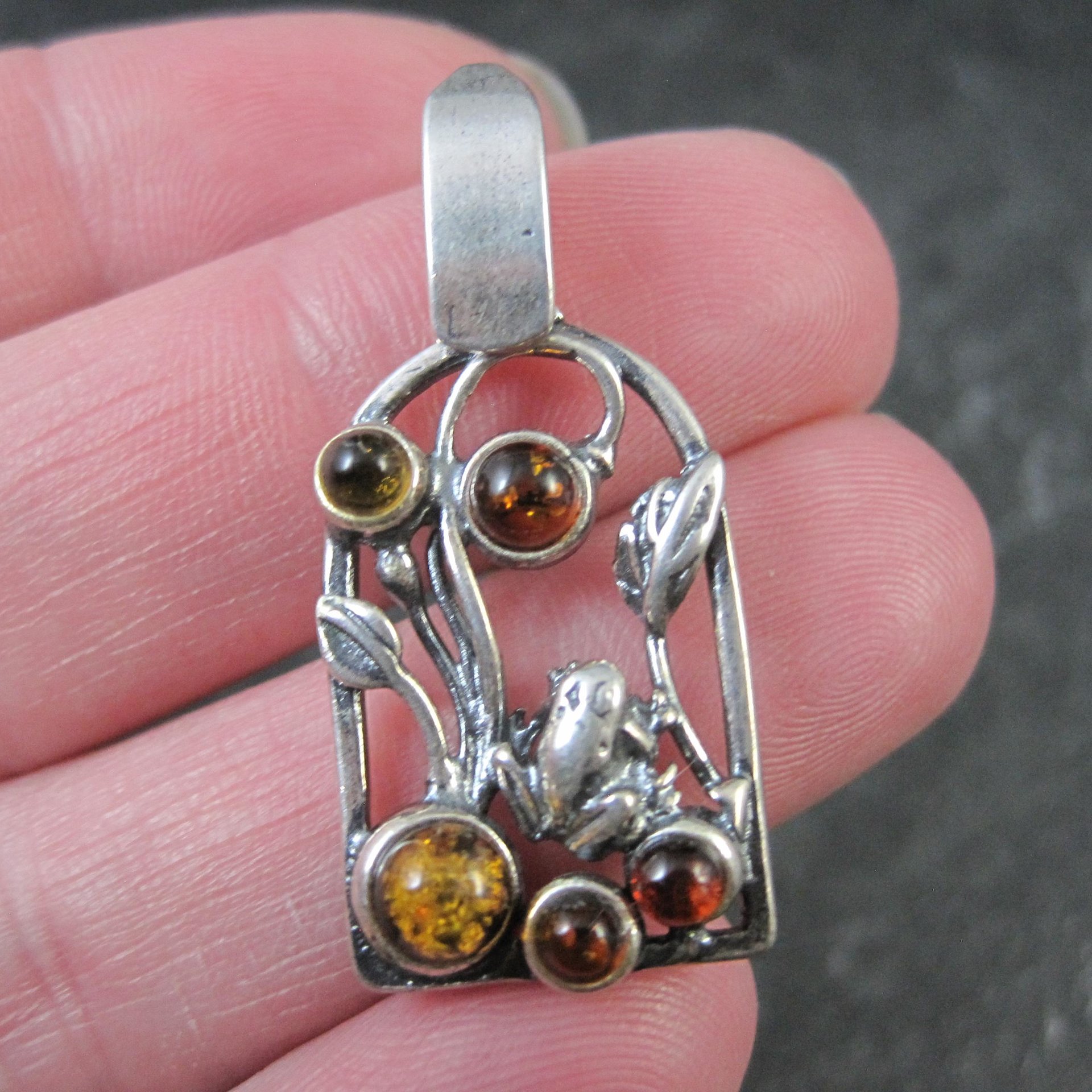 Vintage Sterling Silver Amber Frog Pendant