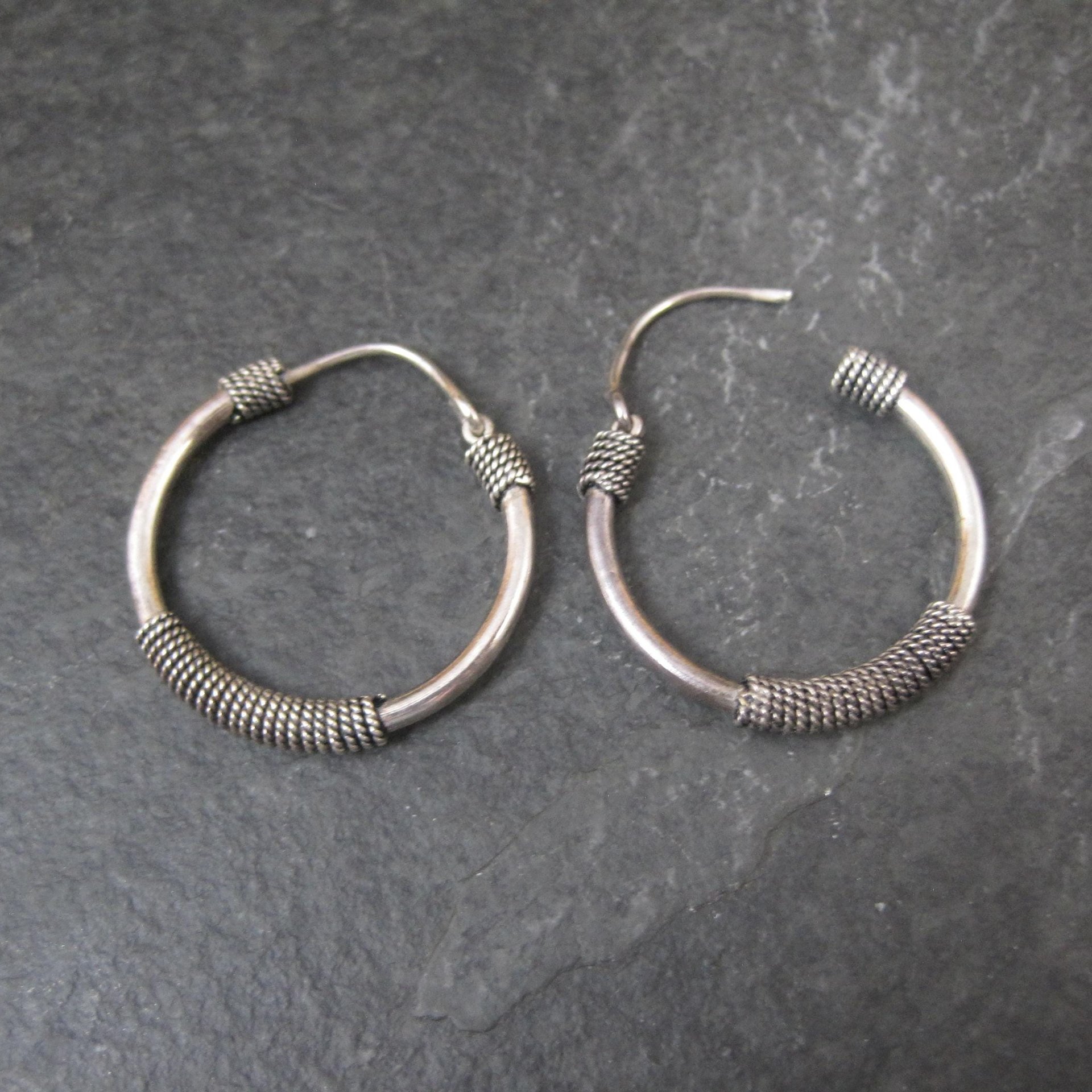 Y2K Bali Sterling Silver Hoop Earrings 1"