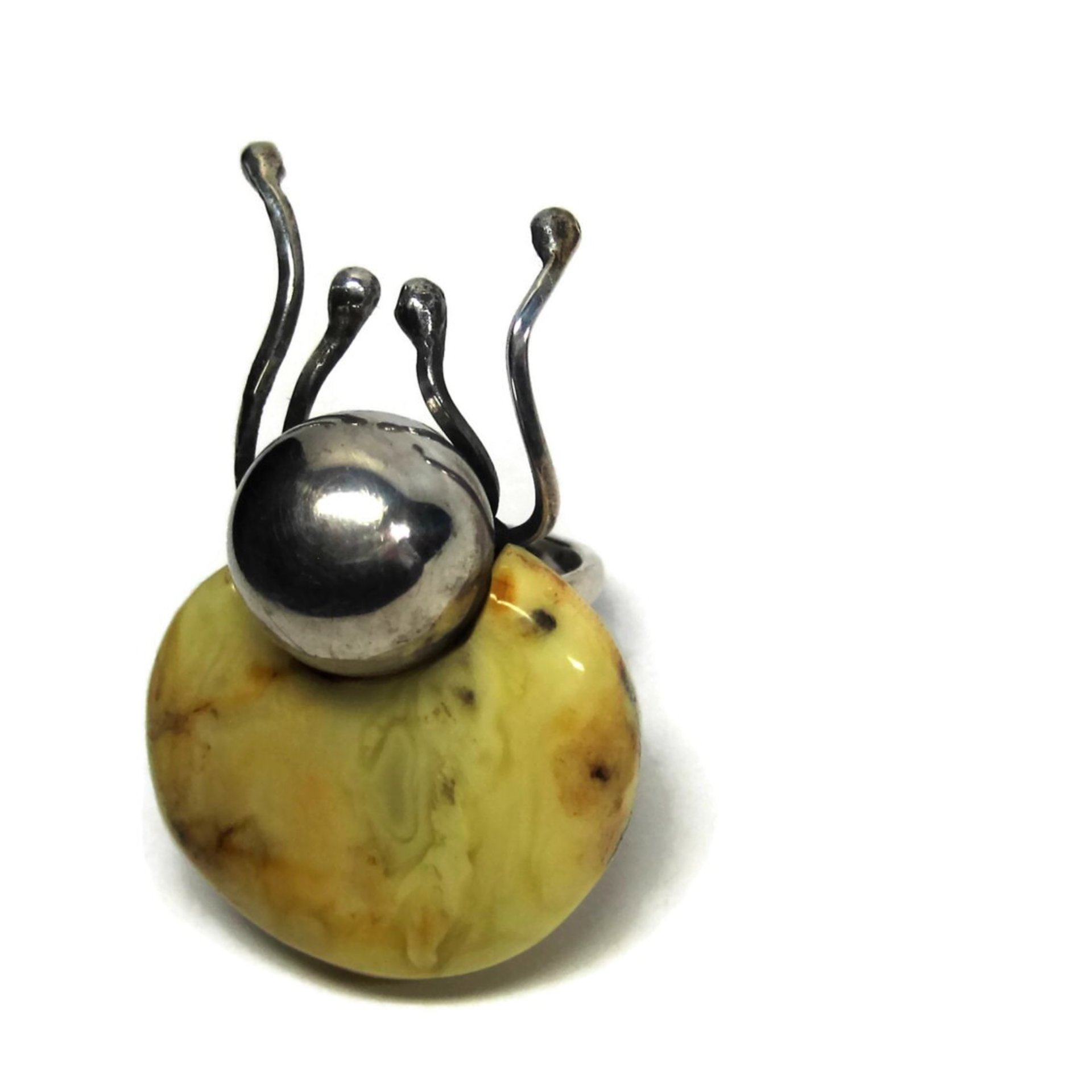 Vintage Artisan Sterling Baltic Egg Yolk Amber Beetle Bug Ring