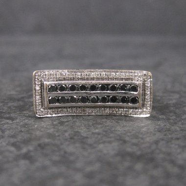 Estate 10K Black and White Diamond Ring .64 Ctw Size 8.5