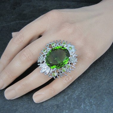 Huge Sterling Silver Floral Nature Ring Size 8 Green Cz