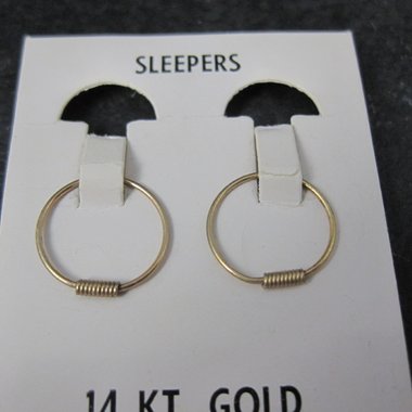 Dainty 14K Hoop Earrings 1/2" Vintage Sleeper Hoops
