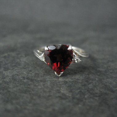 Vintage Sterling Silver Garnet Heart Ring Size 5.5