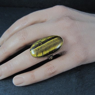 Large Oval Tigers Eye Ring Size 8 Sterling Silver